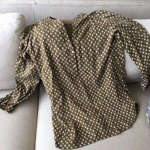 Down-home, Printed Cotton, Split Neck Old Navy Shirt. Lovely Gold-Green, Washble